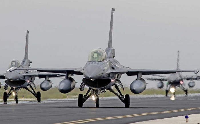   Ukraine receives first F-16 jets  