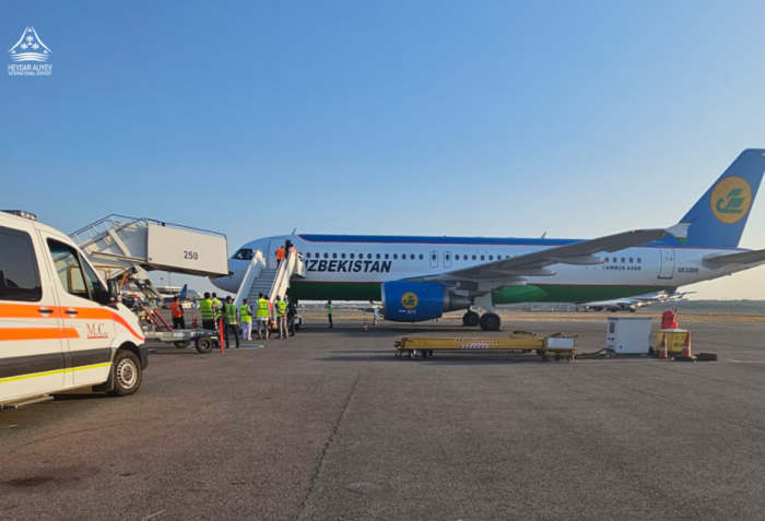 Uzbekistan Airways plane makes emergency landing in Baku