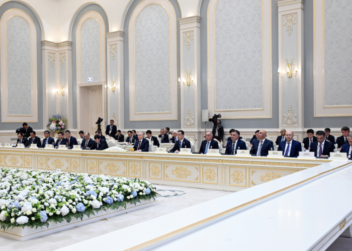 Presidents of Azerbaijan and Uzbekistan held meeting in Tashkent with representatives from business communities