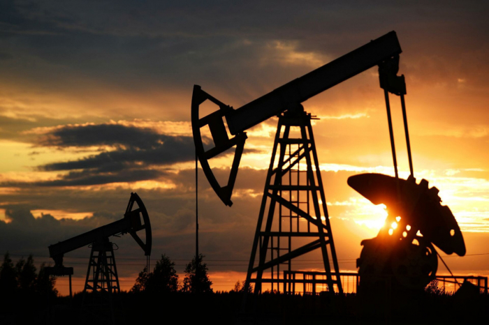 Oil prices fall in world markets