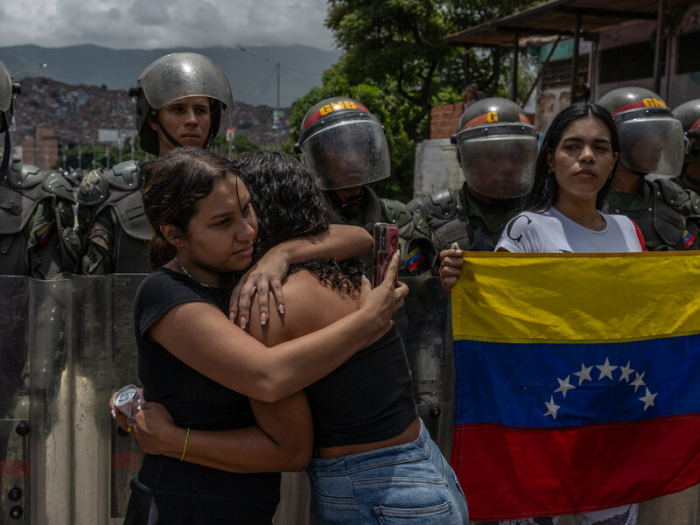 ABŞ Venesuelada müxalifət liderlərinin həyatından narahatdır  
