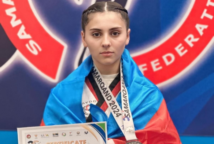 Los taekwondistas azerbaiyanos ganan dos medallas de oro en un torneo internacional