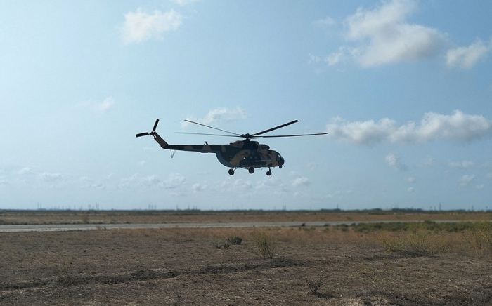 Helikopter bölmələri təlim uçuşları həyata keçirib -    VİDEO   