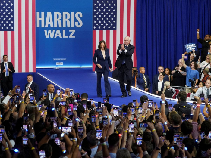 USA 2024 : Premier meeting pour Kamala Harris et Tim Walz