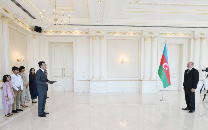   President Ilham Aliyev received credentials of incoming ambassador of Pakistan to Azerbaijan  