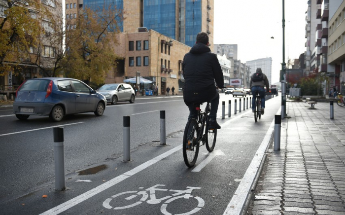   Velosiped vs taksi -  Hansı sərfəlidir?    