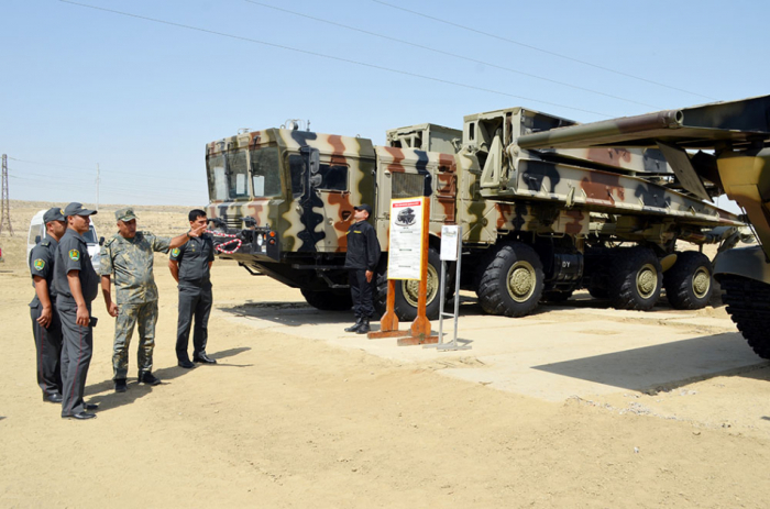 Azerbaijani and Uzbek military specialists hold meeting