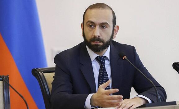    "Rusiya sülh prosesində konstruktiv rol oynayır" -    Mirzoyan      