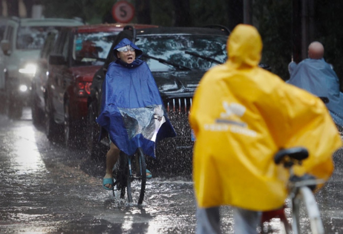 Shanghai evacuates hundreds of thousands as Typhoon Pulasan triggers heavy rainfall