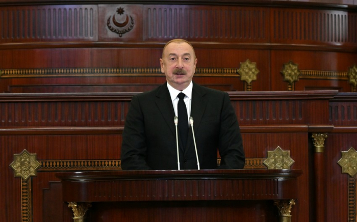  Erste Sitzung der 7. Einberufung Milli Majlis findet statt, Präsident Ilham Aliyev nimmt an der Sitzung teil 