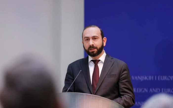     Mirzoyan:   Armenien ist daran interessiert, ein Friedensabkommen mit Aserbaidschan zu unterzeichnen  