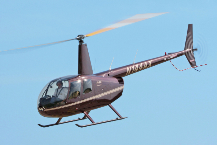 Rusiyada "Robinson R44" helikopteri radarlardan itib  
