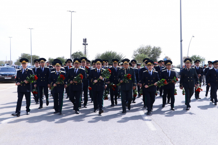 Baş Prokurorluğun rəhbərliyi Zəfər Parkında olub  
