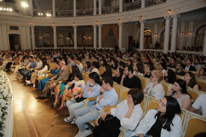 Üzeyir Hacıbəyli XVI Beynəlxalq Musiqi Festivalının açılış mərasimi keçirilib -  FOTOLAR  
