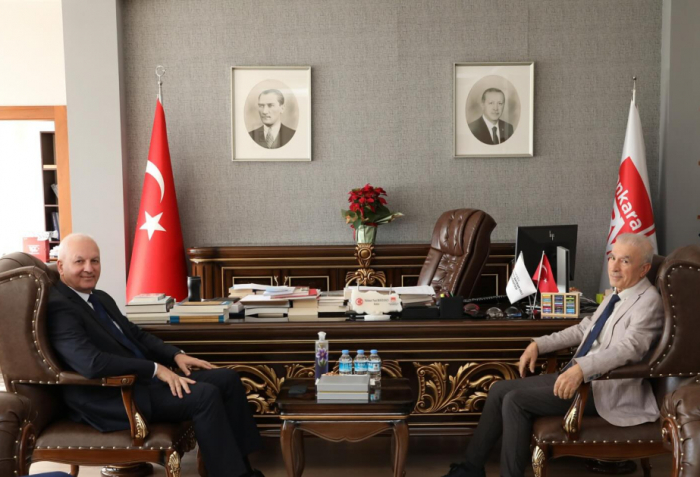 Azerbaijan, Türkiye discuss cooperation between Turkic states in science and education sector