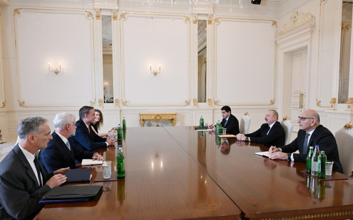   Presidente Ilham Aliyev recibe al asistente especial del presidente de EE.UU.  