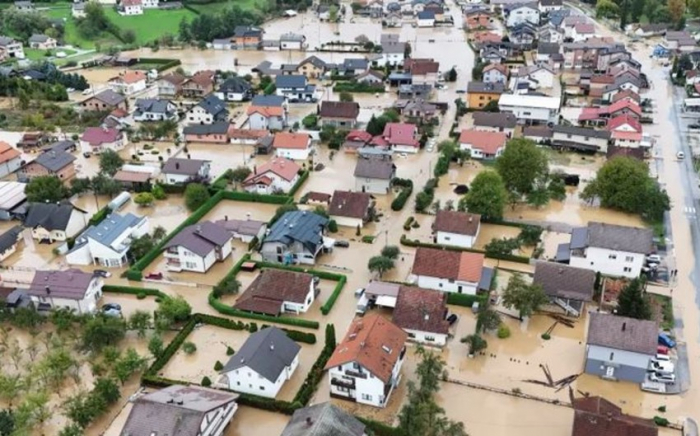 At least 14 dead in worst Bosnian floods in years