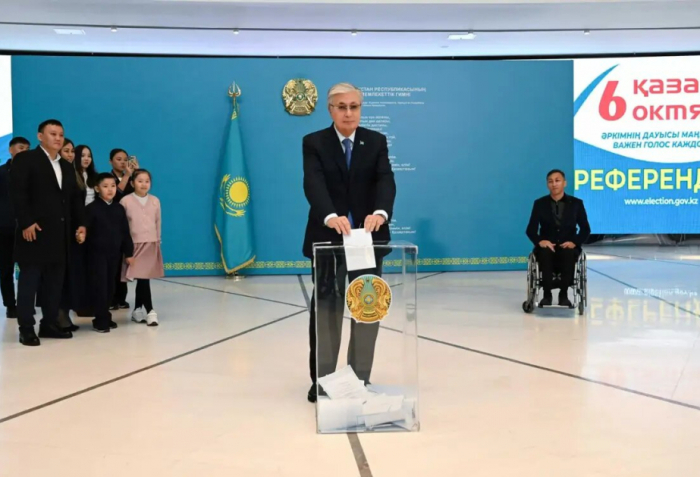 Kazakh President casts his ballot at referendum on NPP construction