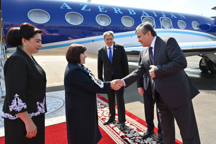 Azerbaijani Parliament speaker embarks on working visit to Tajikistan