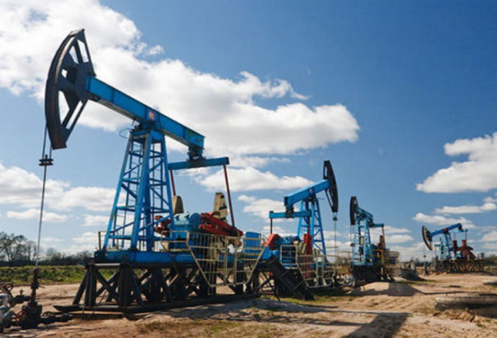 Azerbaijani oil price decreases