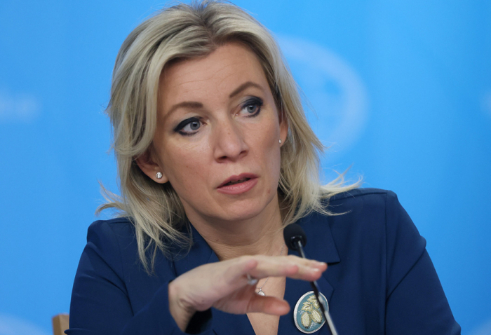 Maria Zakharova recordó al periodista armenio que Azerbaiyán ofrecía oportunidades a la población armenia para regresar a Karabaj