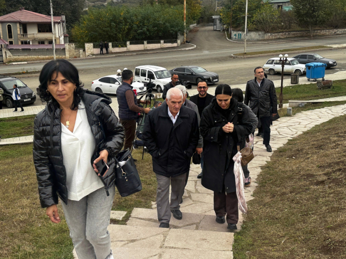       Gürcüstan azərbaycanlılarının ikinci qrupu Xankəndi şəhərinə gəlib -       FOTOLAR     
   