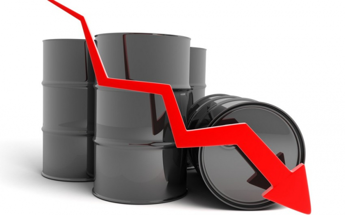 Azerbaijani oil price decreases