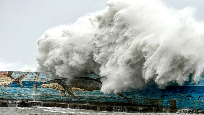 Typhoon Kong-rey makes landfall in Taiwan