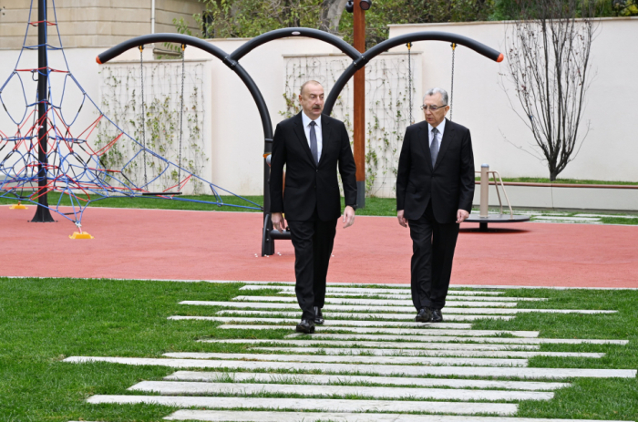 President Ilham Aliyev reviews conditions in newly established park in Baku