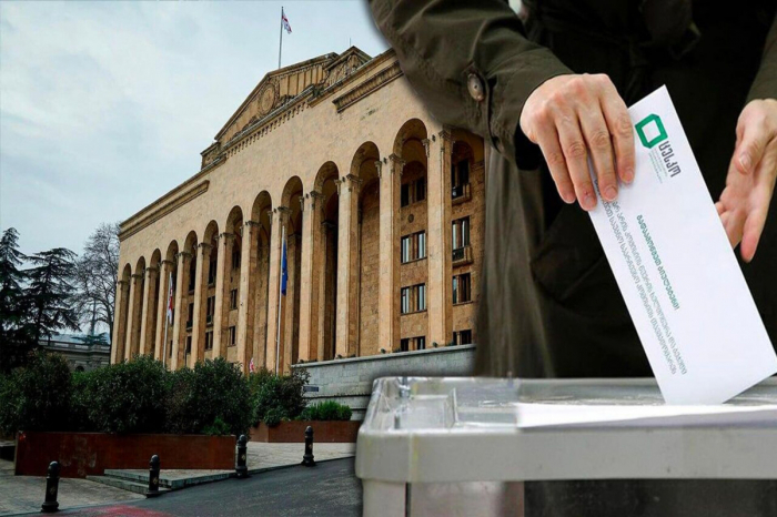  Gürcüstanda parlament seçkiləri keçirilir   
