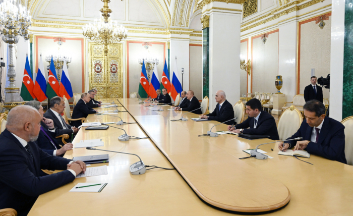   Comienza en Moscú la reunión entre el presidente de Azerbaiyán y el presidente de Rusia  