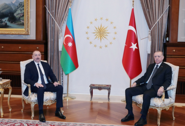   Ilham Aliyev présente ses condoléances à son homologue turc Recep Tayyip Erdogan  