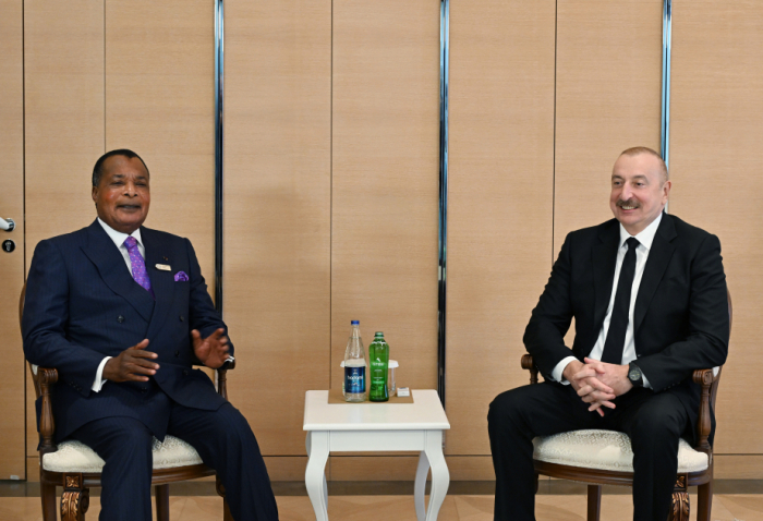  Presidente Ilham Aliyev se reúne con el Presidente del Congo 