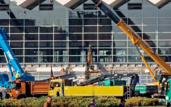 Fourteen dead in Serbia railway station canopy collapse