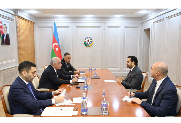 Ali Assadov rencontre le Secrétaire général du Conseil des sages musulmans