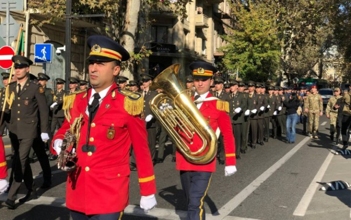  Une marche de la Victoire organisée à Bakou 