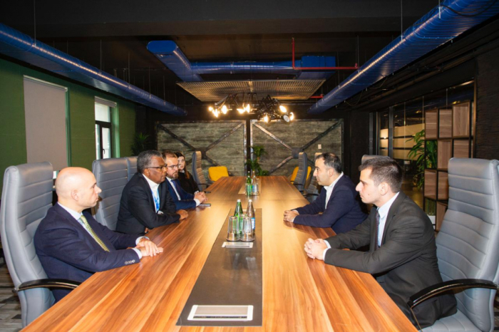 Bahamian Foreign Minister visits “ASAN Xidmet” Center in Baku