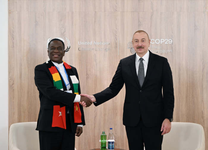   Le président Aliyev s’entretient avec son homologue zimbabwéen  