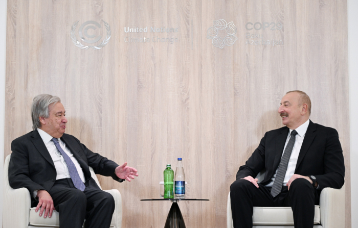   Präsident Ilham Aliyev trifft sich mit UN-Generalsekretär  