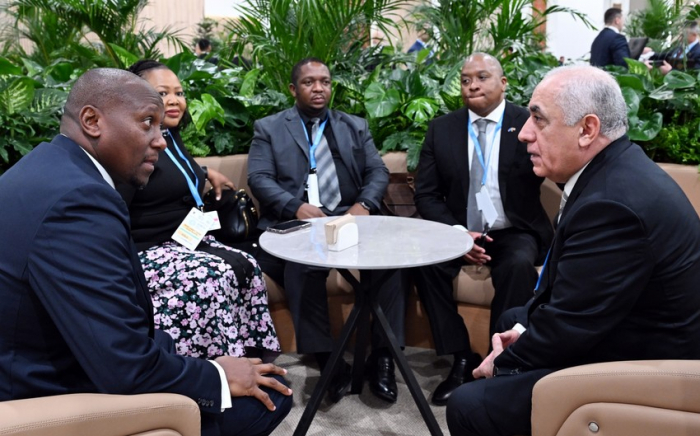 Azerbaijan and Eswatini PMs meet at COP29