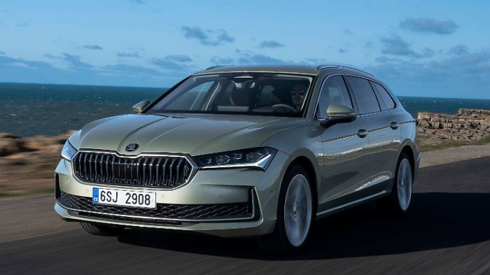   Skoda Superb Combi - praktischer Alltagsbegleiter mit viel Platz  