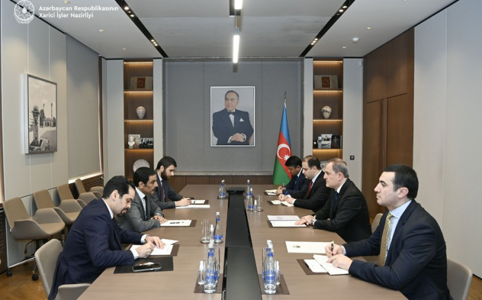 Azerbaijani foreign minister receives copy of credentials from new Kuwaiti envoy