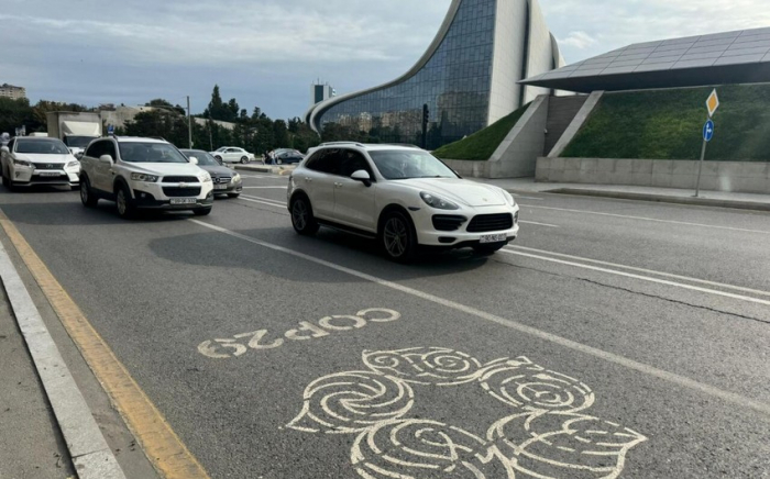    COP29 zolaqlarında yol nişanları sökülür   