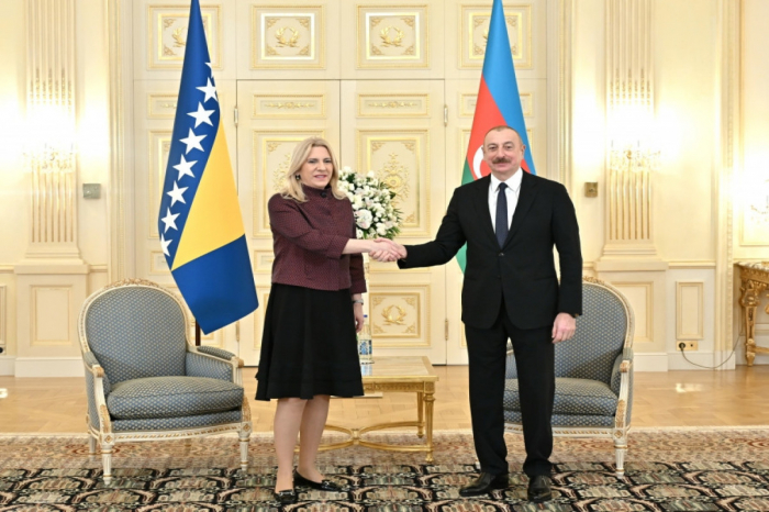   Presidente de Azerbaiyán felicita a la Presidenta de la Presidencia de Bosnia y Herzegovina  