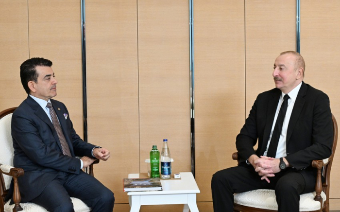   Presidente Ilham Aliyev se reúne con el director general de la ICESCO  