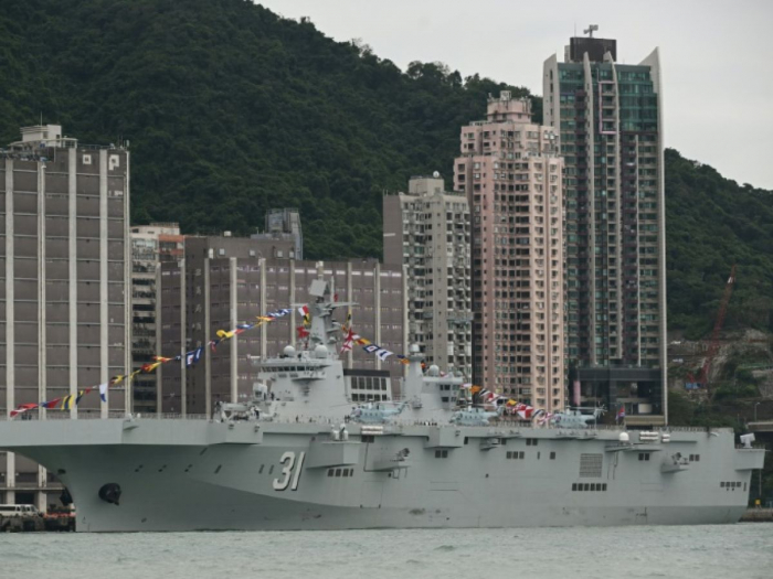 La Chine expose un navire de guerre dernier cri à Hong Kong