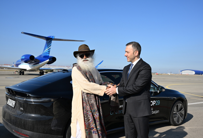  Prominent Indian yogi Sadhguru visits Azerbaijan   