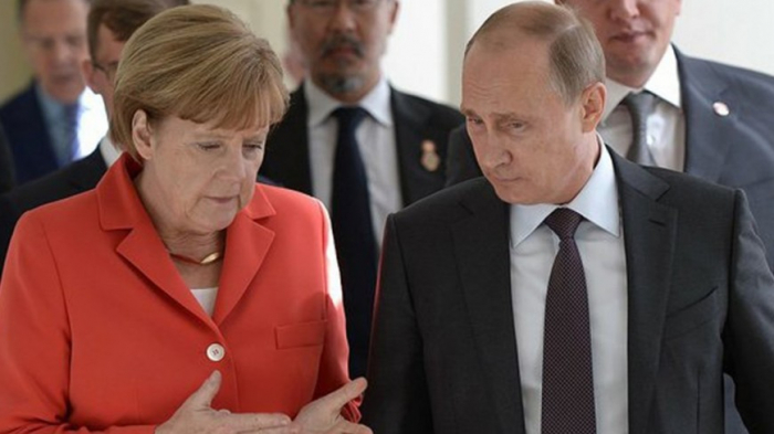    Angela Merkel:    “Putin həmişə sayıqdır”      