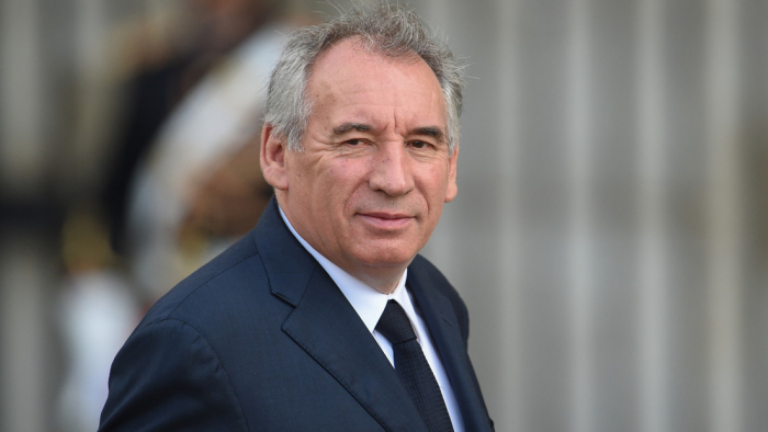   El centrista François Bayrou, nombrado nuevo primer ministro de Francia  