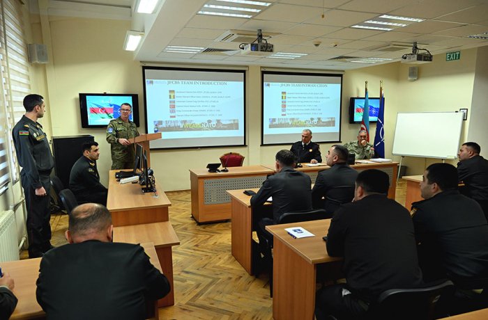  NATO rolls up its sleeves for training course in Azerbaijan